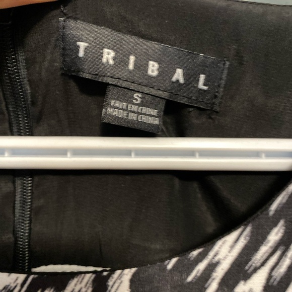 Tribal Black and Pink Patterned Tunic dress - small - short sleeve - Picture 6 of 7